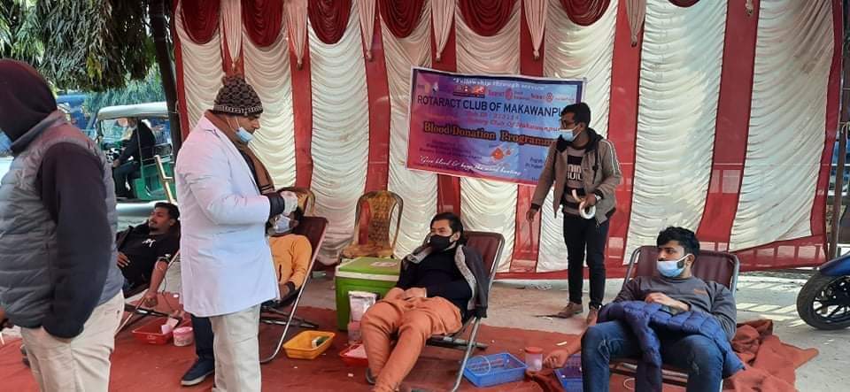 रोट्रयाक्टले गरेको रक्तदानमा २० जनाले रक्तदान गरे