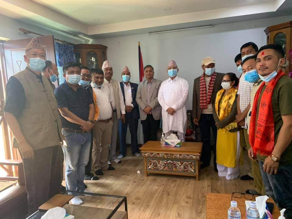 पूर्व संविधानसभा सदस्य फुर्वासहित एमालेमा