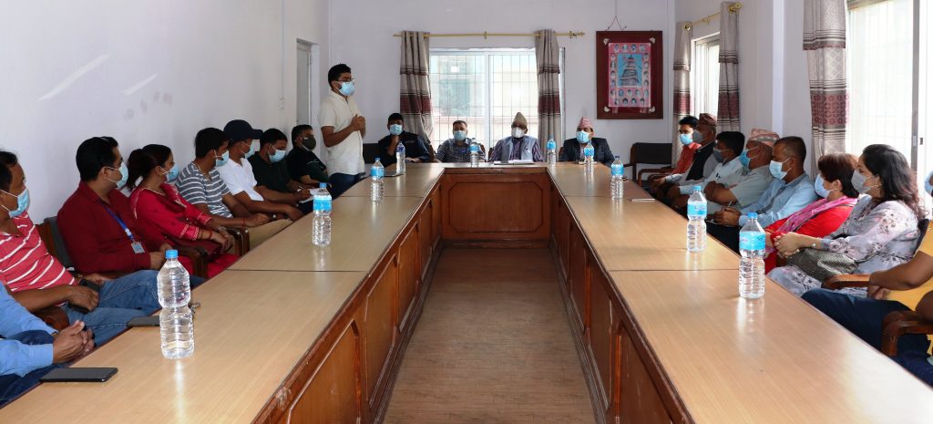 मकवानपुरमा कोरोनाविरुद्ध "अनिवार्य मास्क"