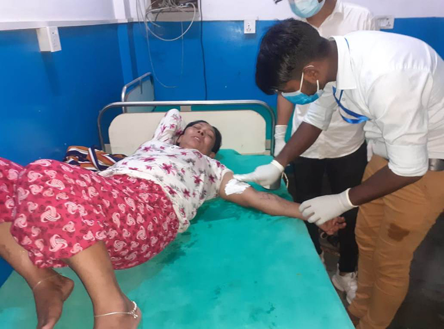 श्रीमतीलाई एसिड छ्याप्ने श्रीमान पक्राउ