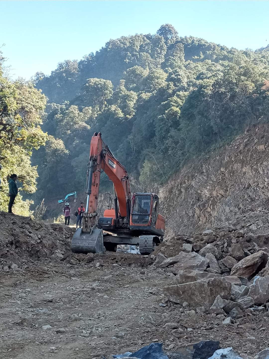 चन्द्रागिरी सडक आजदेखि पूर्ण रुपले बन्द, बैकल्पिक मार्ग प्रयोग गर्न आग्रह