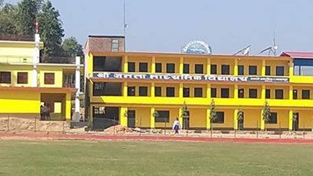 यौन दुर्व्यहार आरोपी शिक्षकहरु पक्राउ