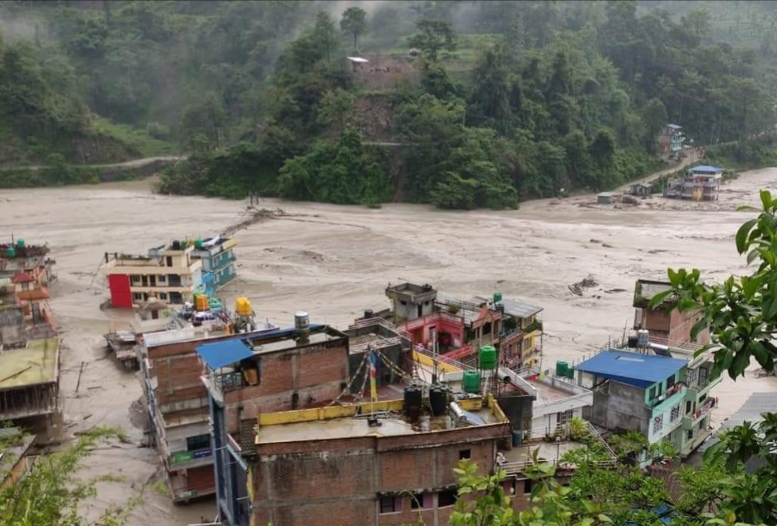 सिन्धुपाल्चोकको हेलम्बुबाट बेपत्ता हुने ७ जनाको पहिचान खुल्यो