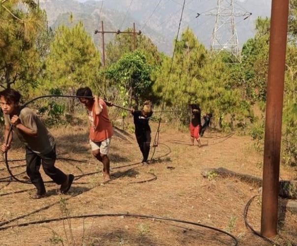 ठेकेदारले निर्णय मानेन, अप्ठेरो ठाउँमा काम भएको भन्दै बढी समय बत्ति काट्यो ठेकेदारले निर्णय मानेन, अप्ठेरो ठाउँमा काम भएको भन्दै बढी समय बत्ति काट्यो